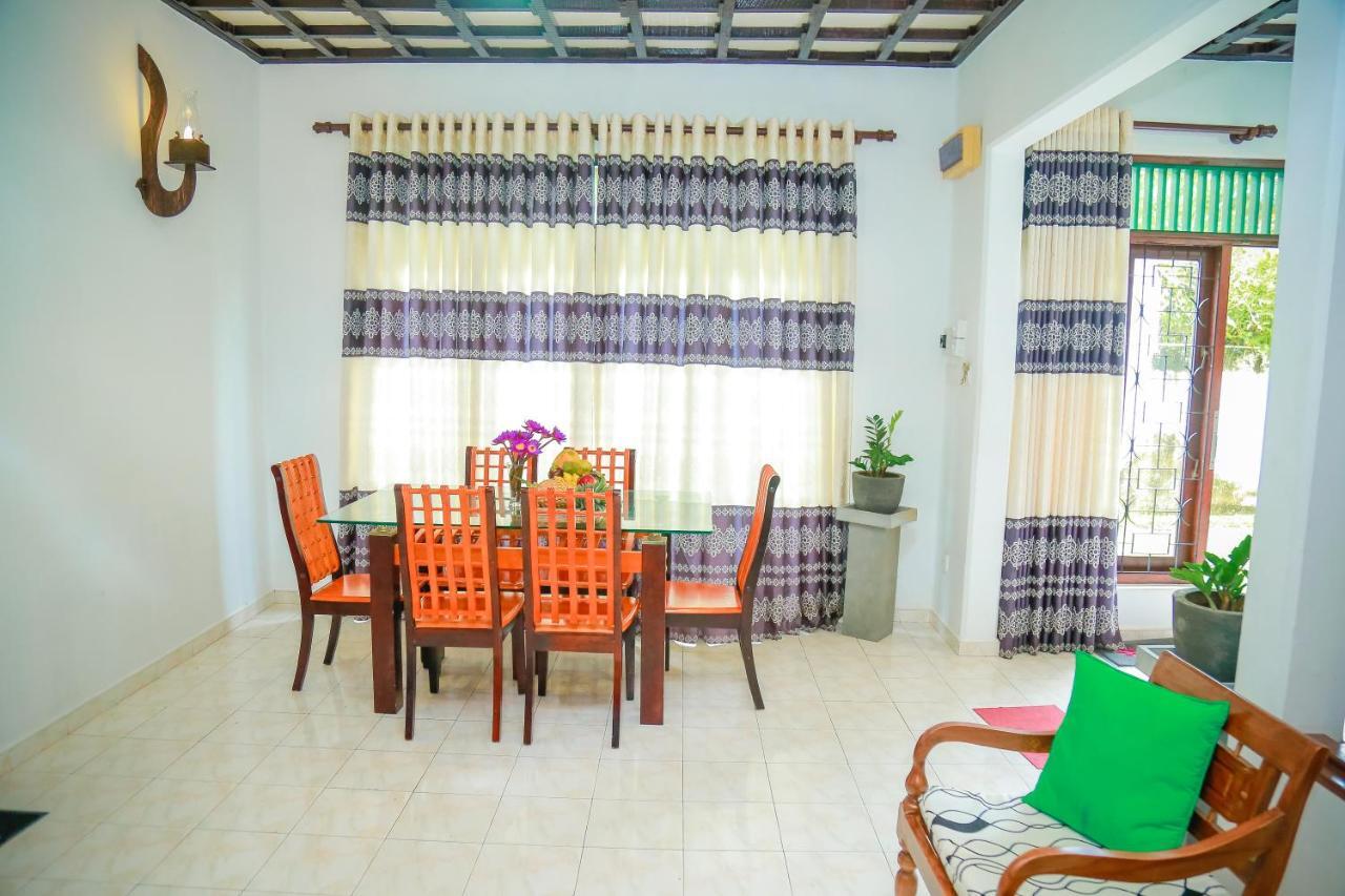 Villa No34 Hikkaduwa Buitenkant foto